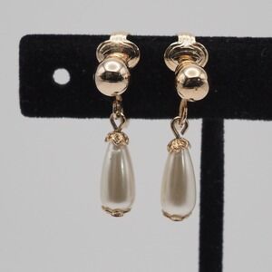 Vintage Sarah Coventry Earrings Faux Pearl Drop Clip On Gold Tone